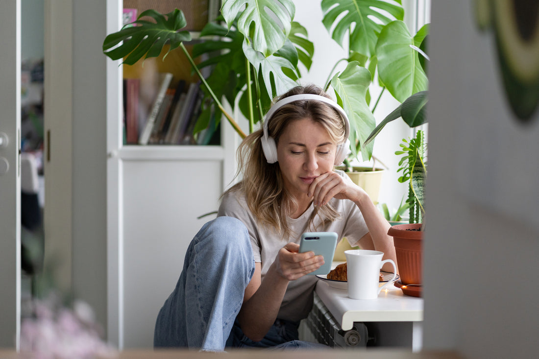 18 Productivity Podcasts to Help You Get More Done In Less Time