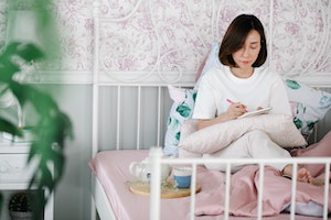 44 Journaling Prompts for Transformation