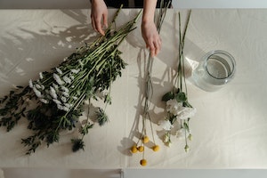 12 Actually Fun Things To Do Instead Of Being On Your Phone